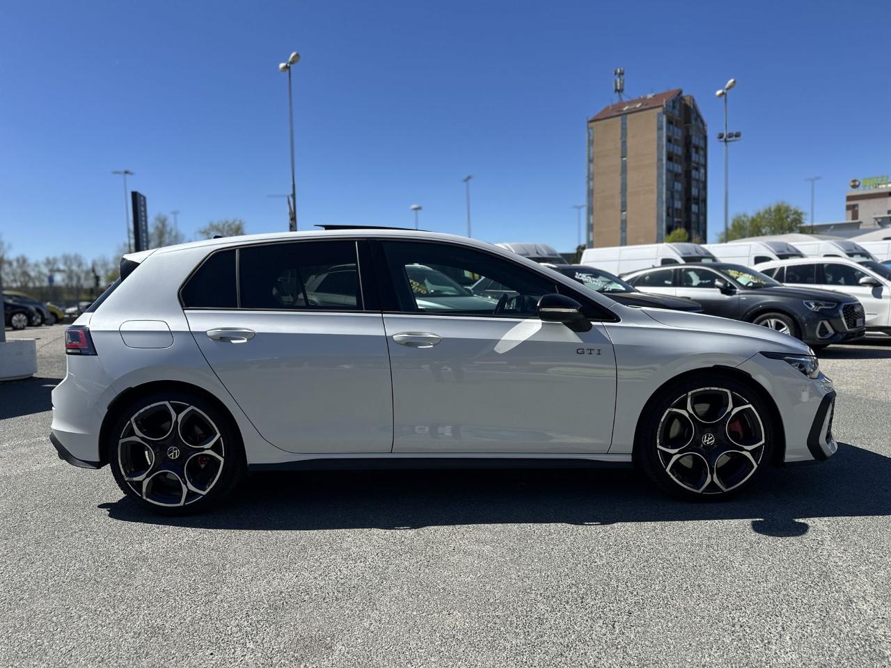 Volkswagen Volkswagen Golf usata 26