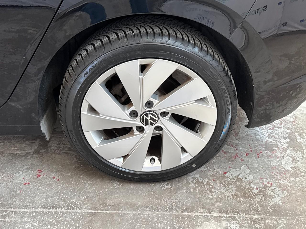 Volkswagen Volkswagen Golf usata, con GPS