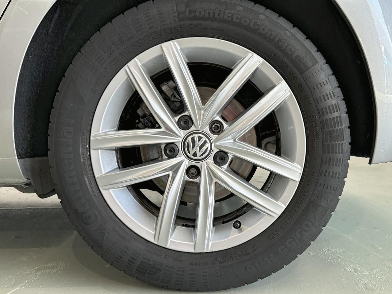 Volkswagen Volkswagen Golf usata, con GPS