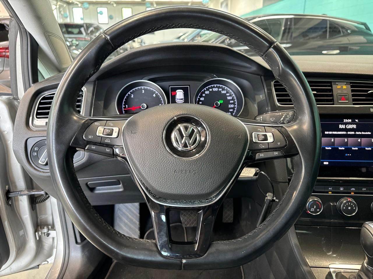 Volkswagen Volkswagen Golf usata, con Isofix