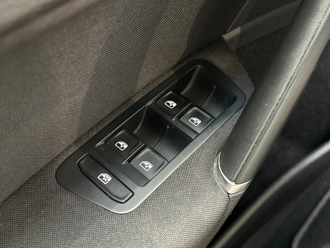 Volkswagen Volkswagen Golf usata 9