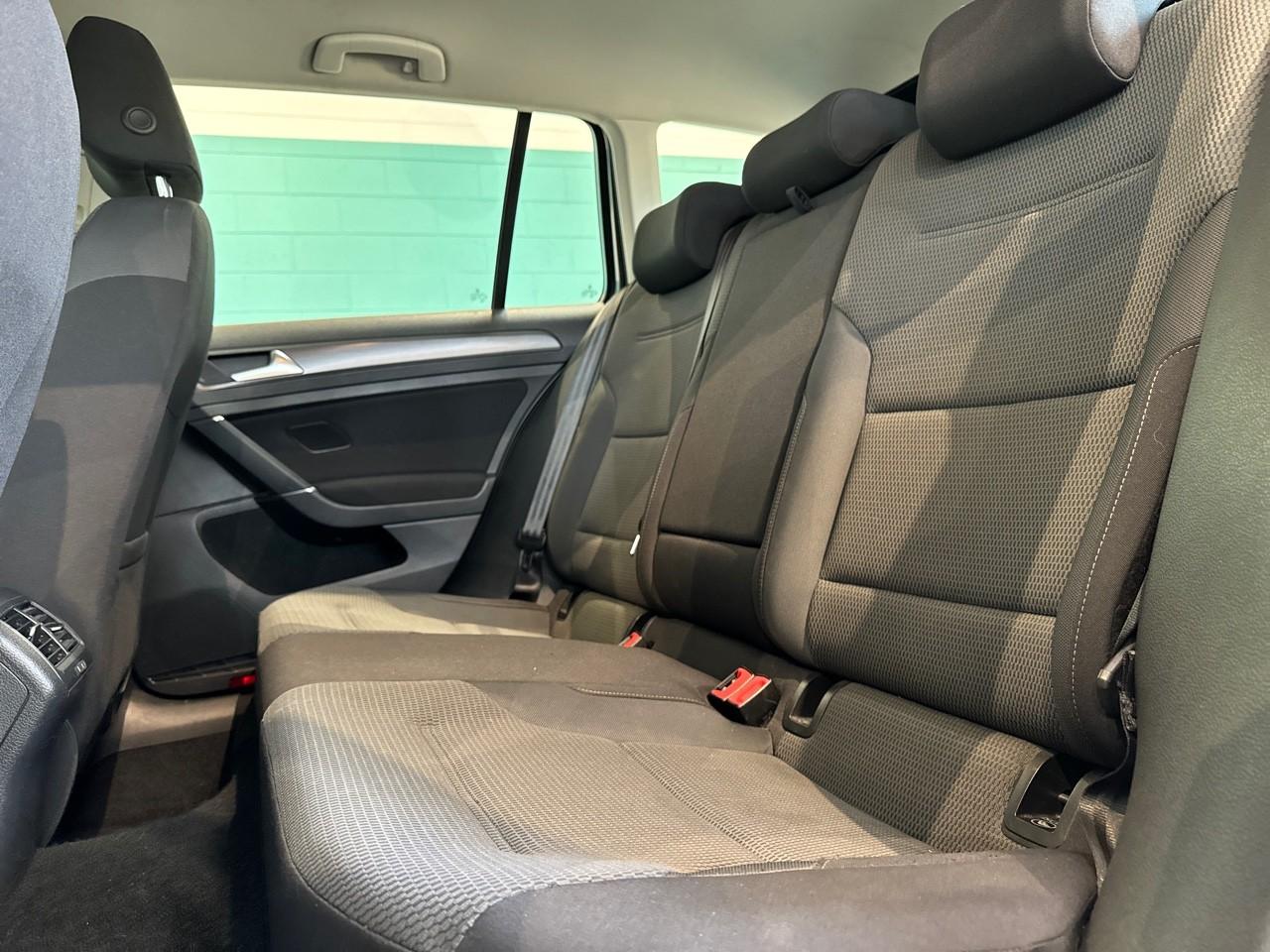 Volkswagen Volkswagen Golf usata, con Isofix
