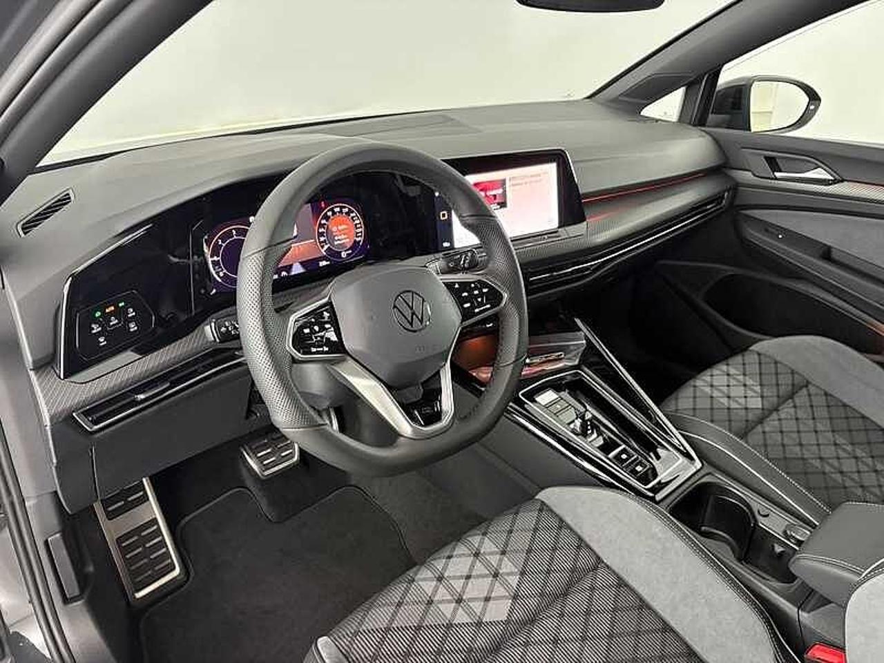 Volkswagen Volkswagen Golf usata, con Caricabatterie di bordo da 11 kW