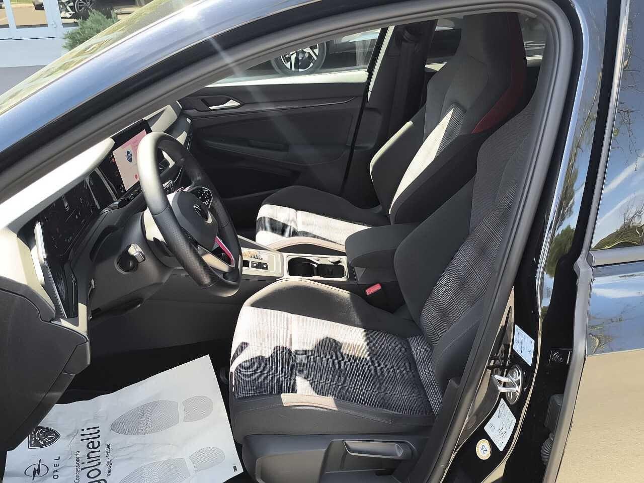 Volkswagen Volkswagen Golf usata 24