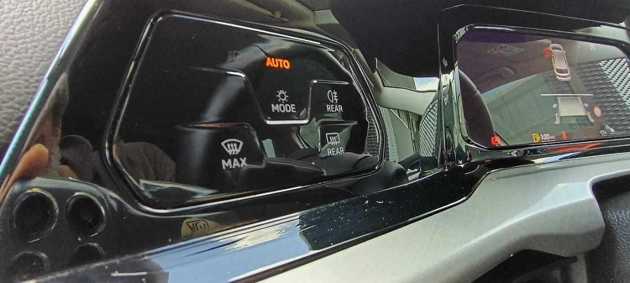 Volkswagen Volkswagen Golf usata, con Sistema Keyless