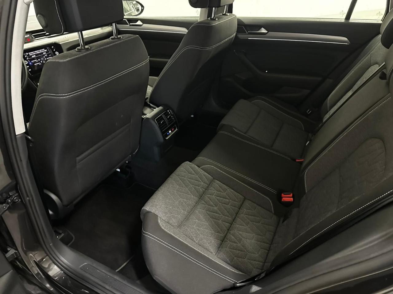 Volkswagen Volkswagen Passat usata, con cerchi in lega