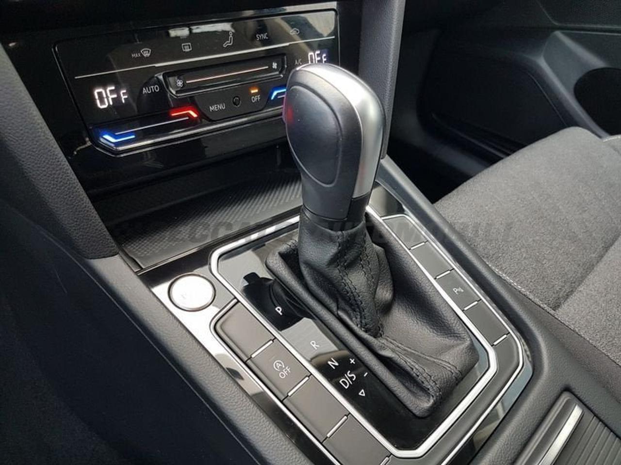 Volkswagen Volkswagen Passat usata, con fendinebbia