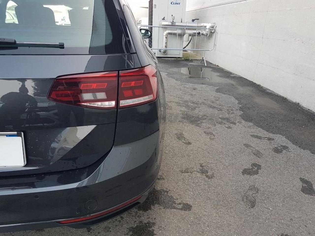 Volkswagen Volkswagen Passat usata 24