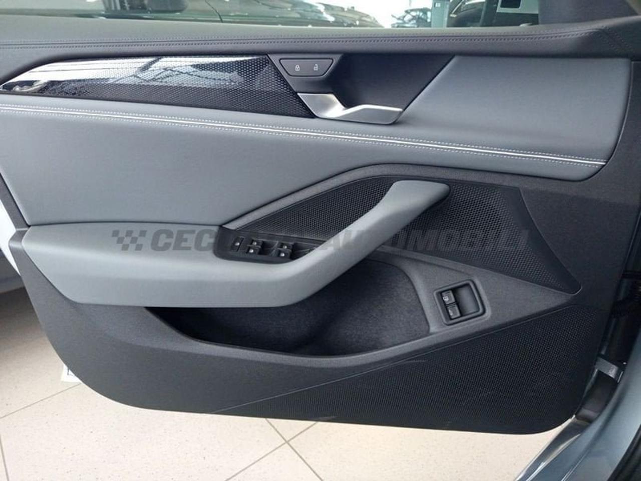 Volkswagen Volkswagen Passat usata 13