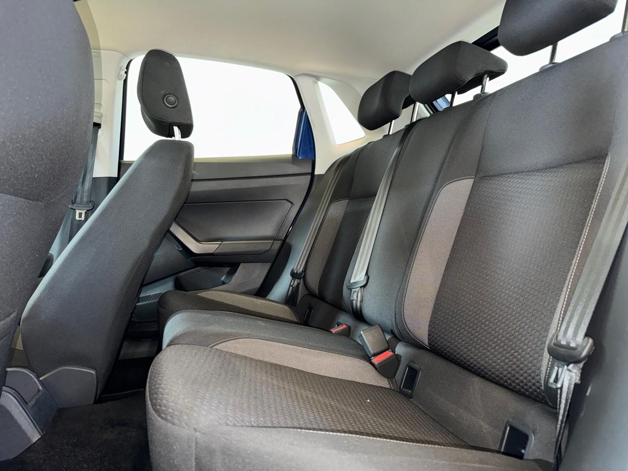 Volkswagen Volkswagen Polo usata, con 2 poggiatesta sedili ant. , con reg. in altezza, 3 poggiatesta sedili post. , con reg. in altezza