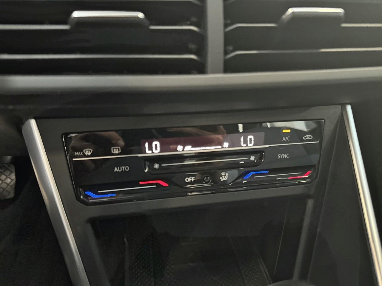 Volkswagen Volkswagen Polo usata, con 8,00 display multifunzionale Pannello strumenti 1 e 20,3, 8,00 display multifunzionale touch screen, Plancia centrale 1, 20,3, fisso e no