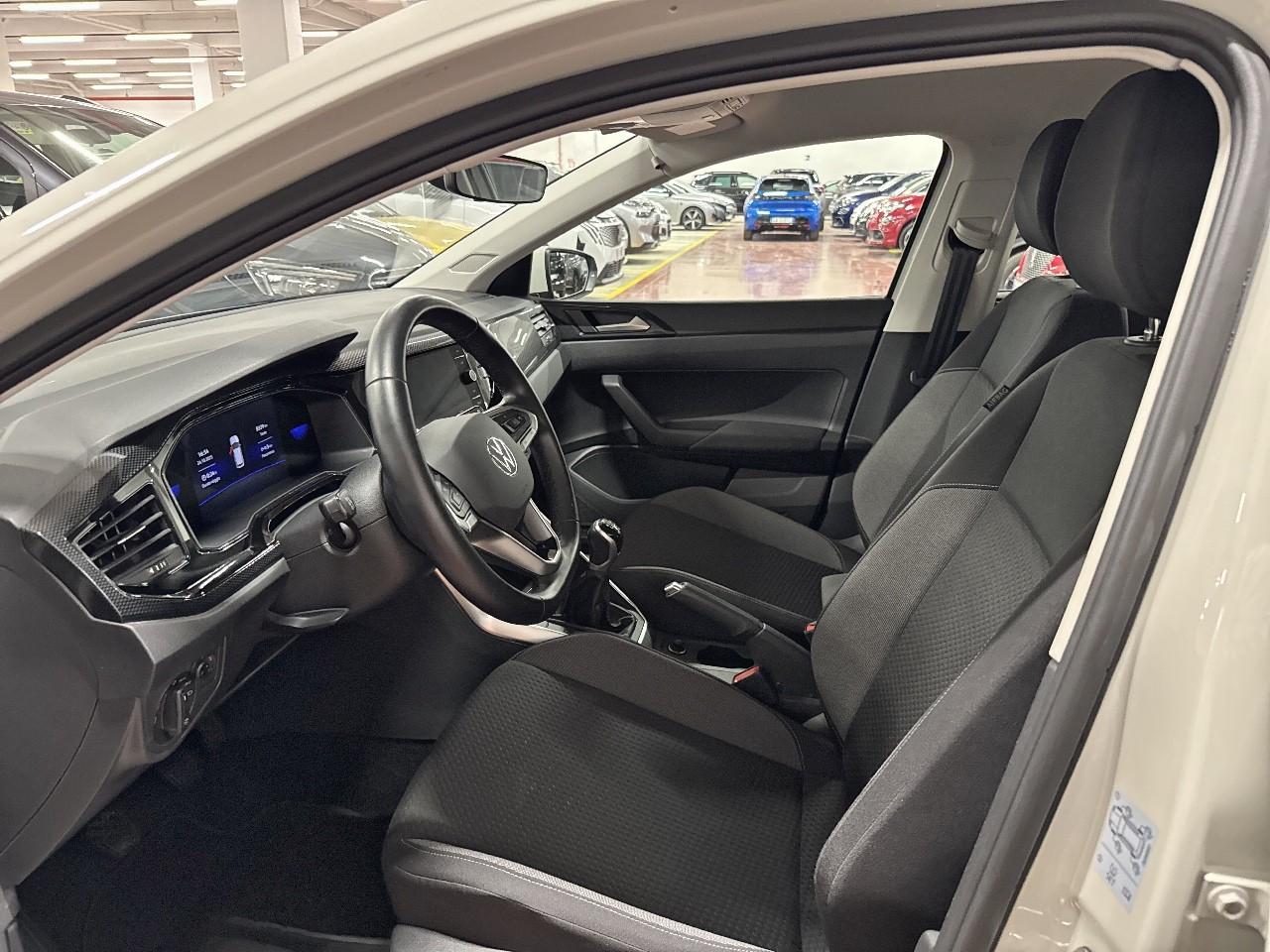 Volkswagen Volkswagen Polo usata, con comandi audio al volante