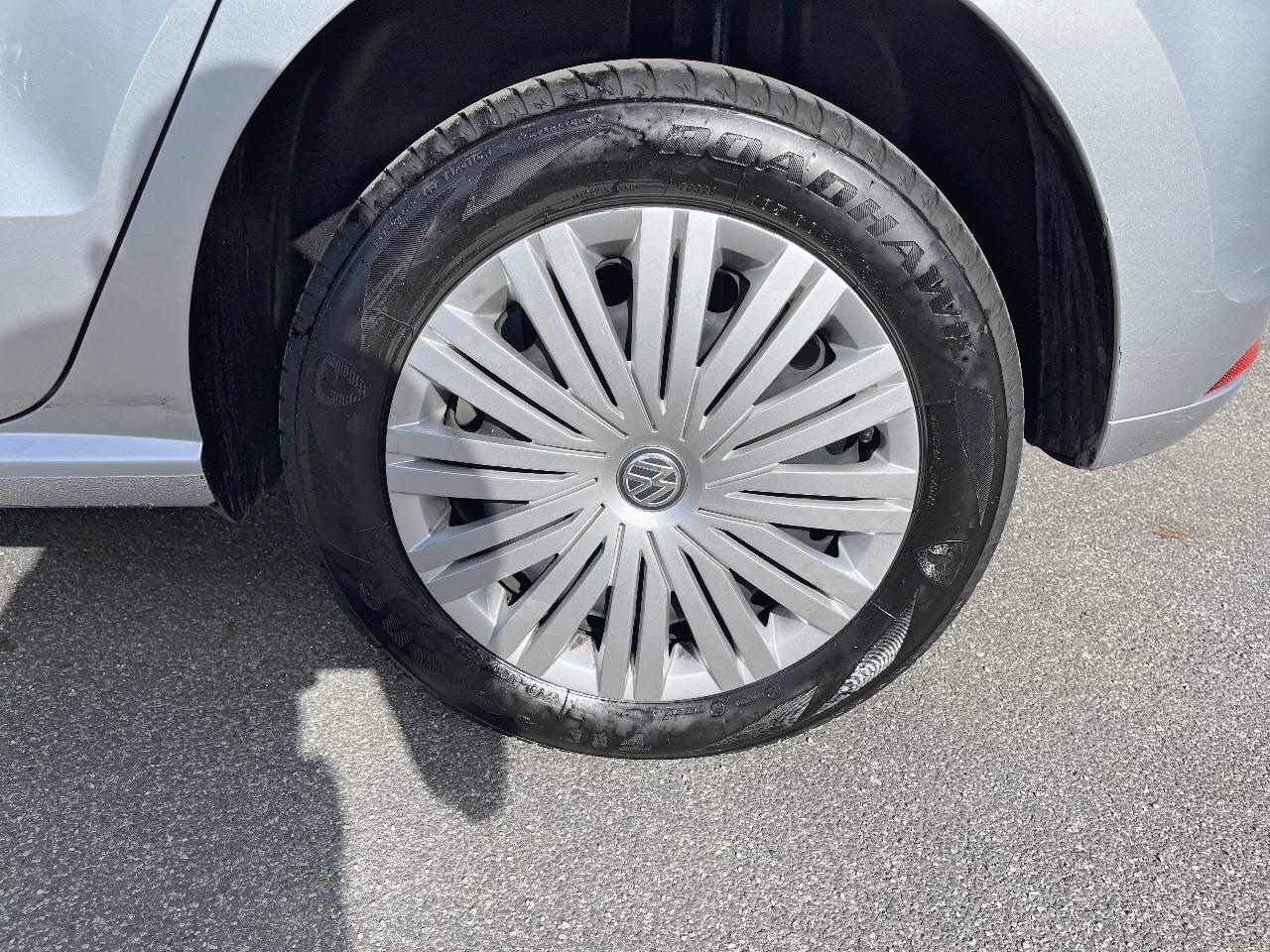 Volkswagen Volkswagen Polo usata, con 5,0 display multifunzionale touch screen e 1