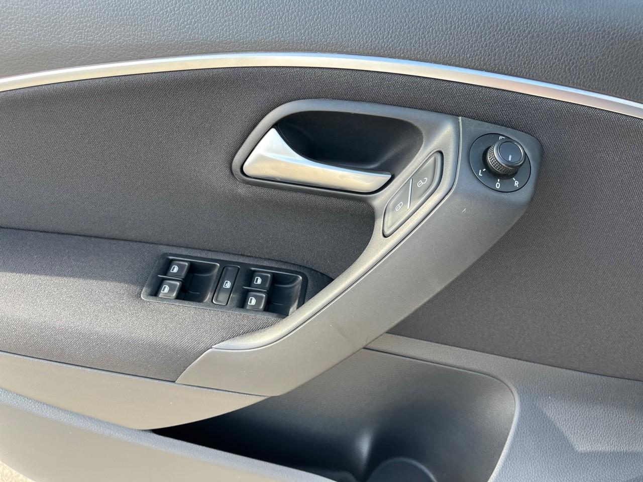 Volkswagen Volkswagen Polo usata, con airbag laterale anteriore e include protezione testa