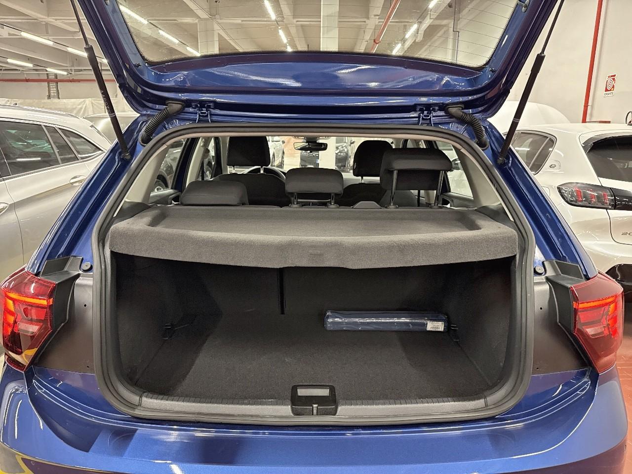 Volkswagen Volkswagen Polo usata, con comandi apps