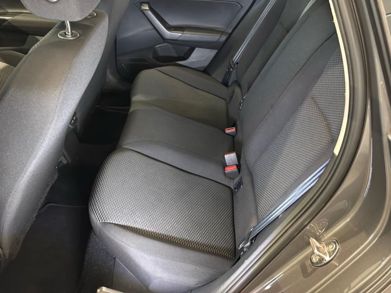 Volkswagen Volkswagen Polo usata 2