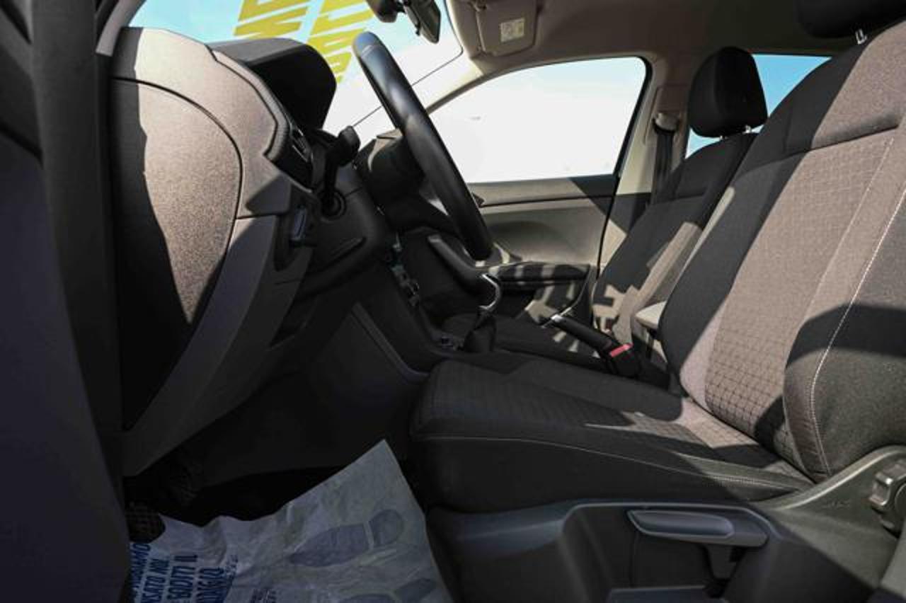 Volkswagen Volkswagen T-Cross usata 4