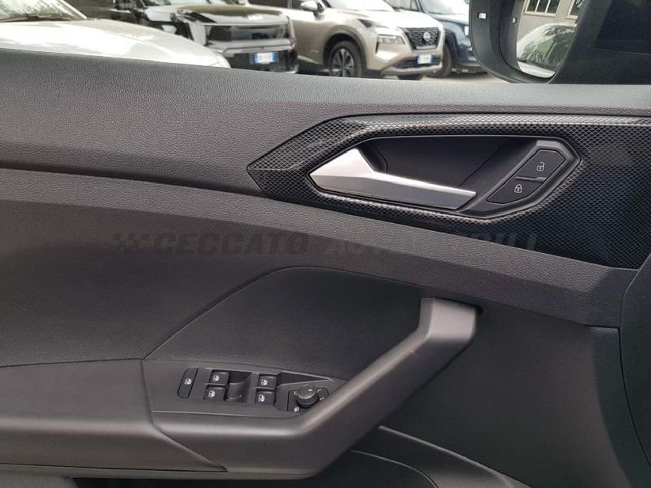 Volkswagen Volkswagen T-Cross usata, con cerchi in lega
