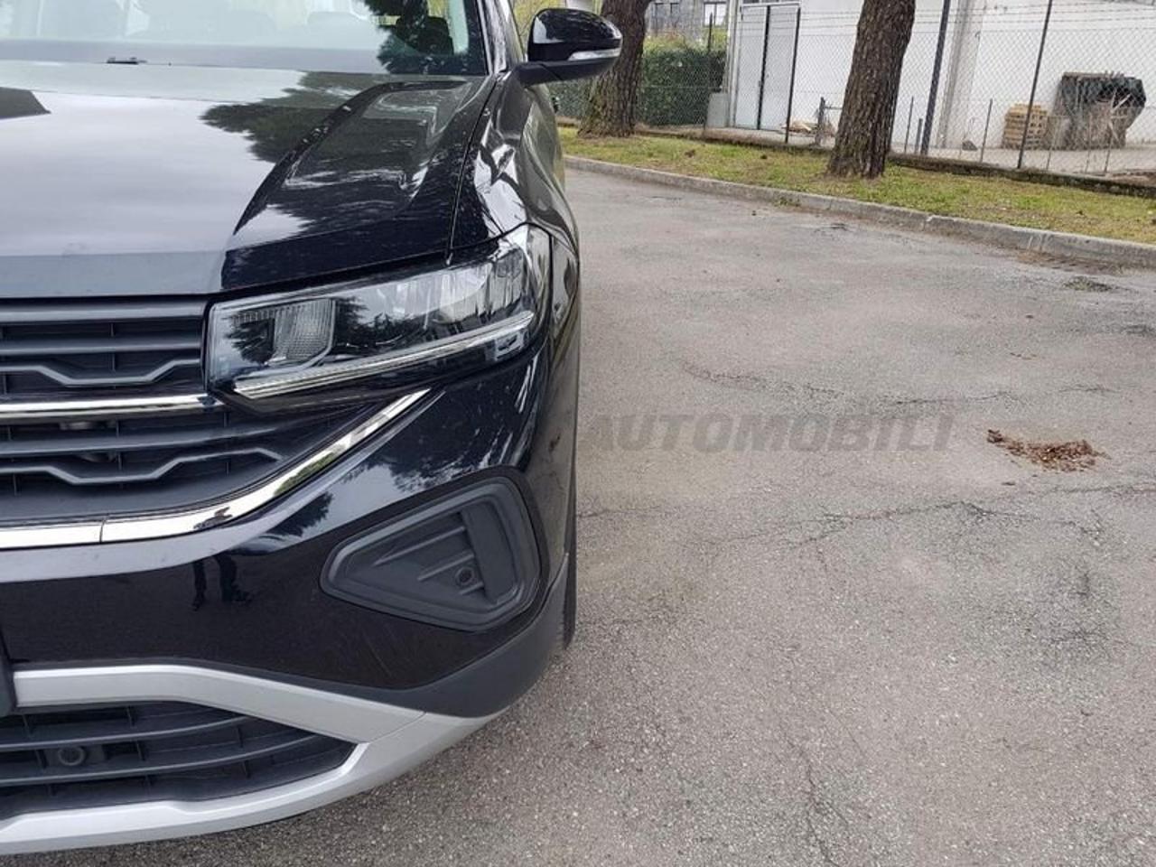 Volkswagen Volkswagen T-Cross usata 8
