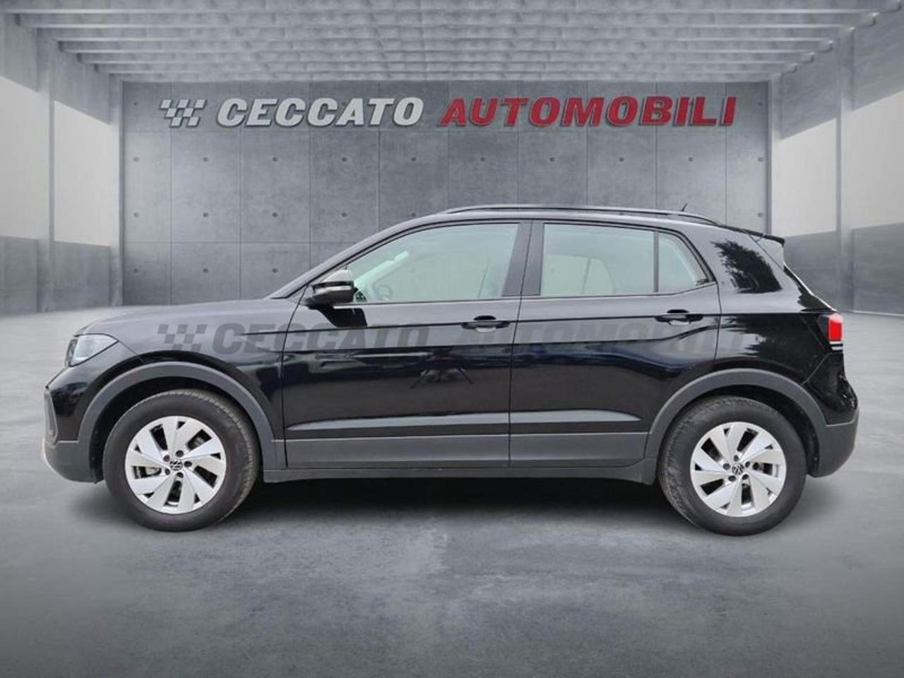 Volkswagen Volkswagen T-Cross usata 11