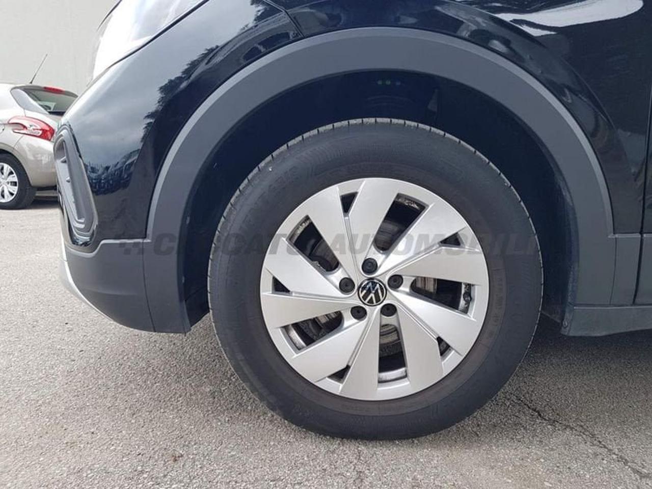 Volkswagen Volkswagen T-Cross usata 19