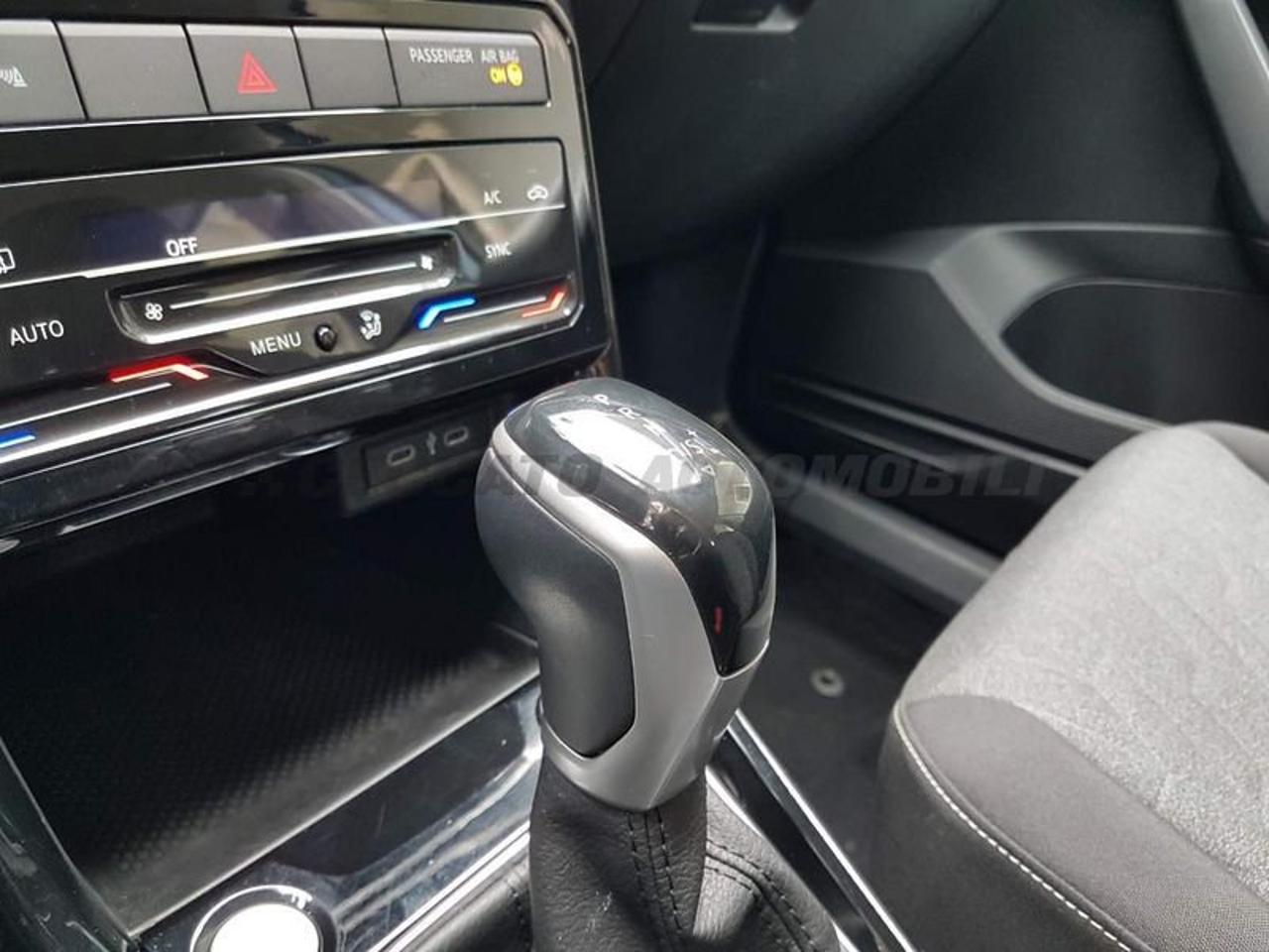Volkswagen Volkswagen T-Cross usata, con alzacristalli elettrici