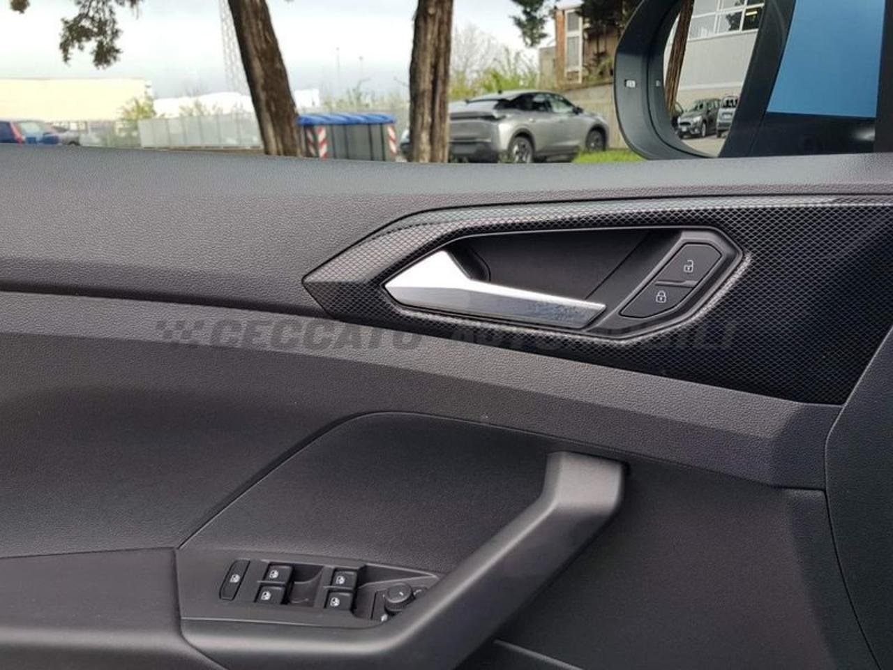 Volkswagen Volkswagen T-Cross usata, con chiusura centralizzata