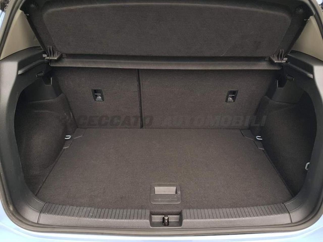 Volkswagen Volkswagen T-Cross usata, con navigatore