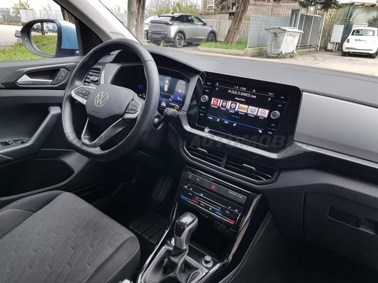Volkswagen Volkswagen T-Cross usata 22