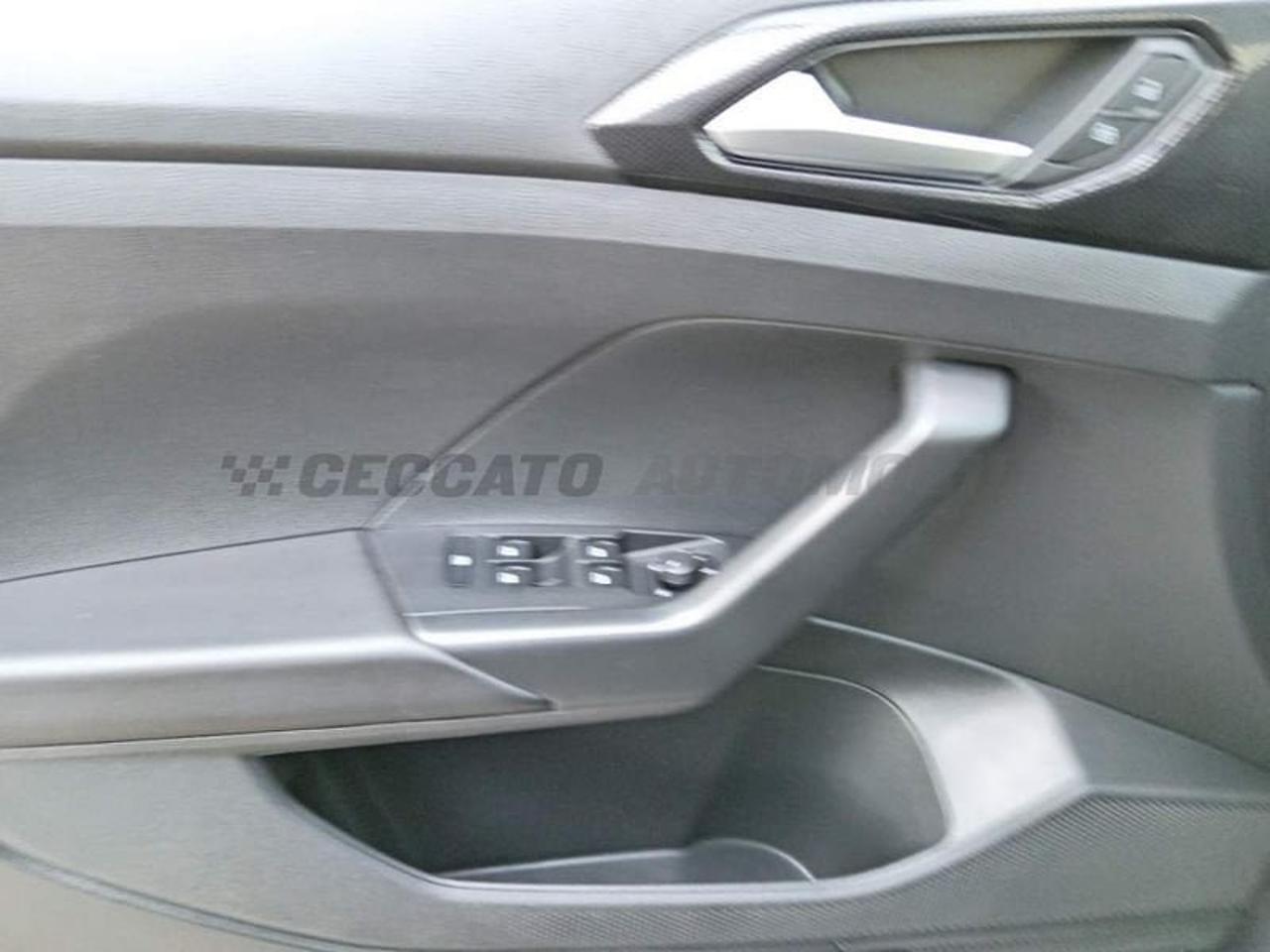 Volkswagen Volkswagen T-Cross usata, con chiusura centralizzata