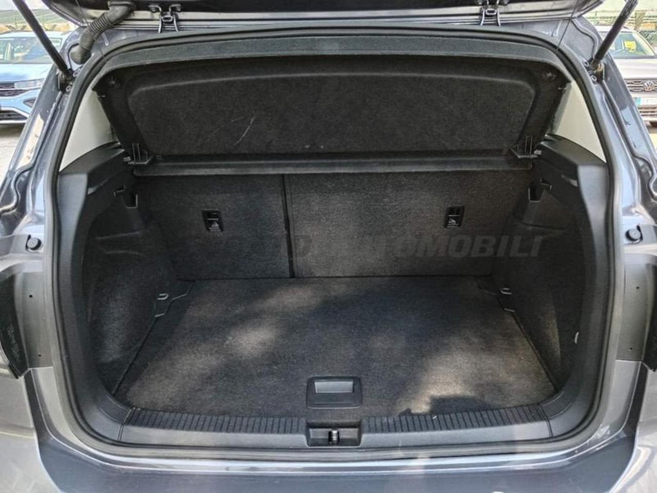 Volkswagen Volkswagen T-Cross usata, con navigatore