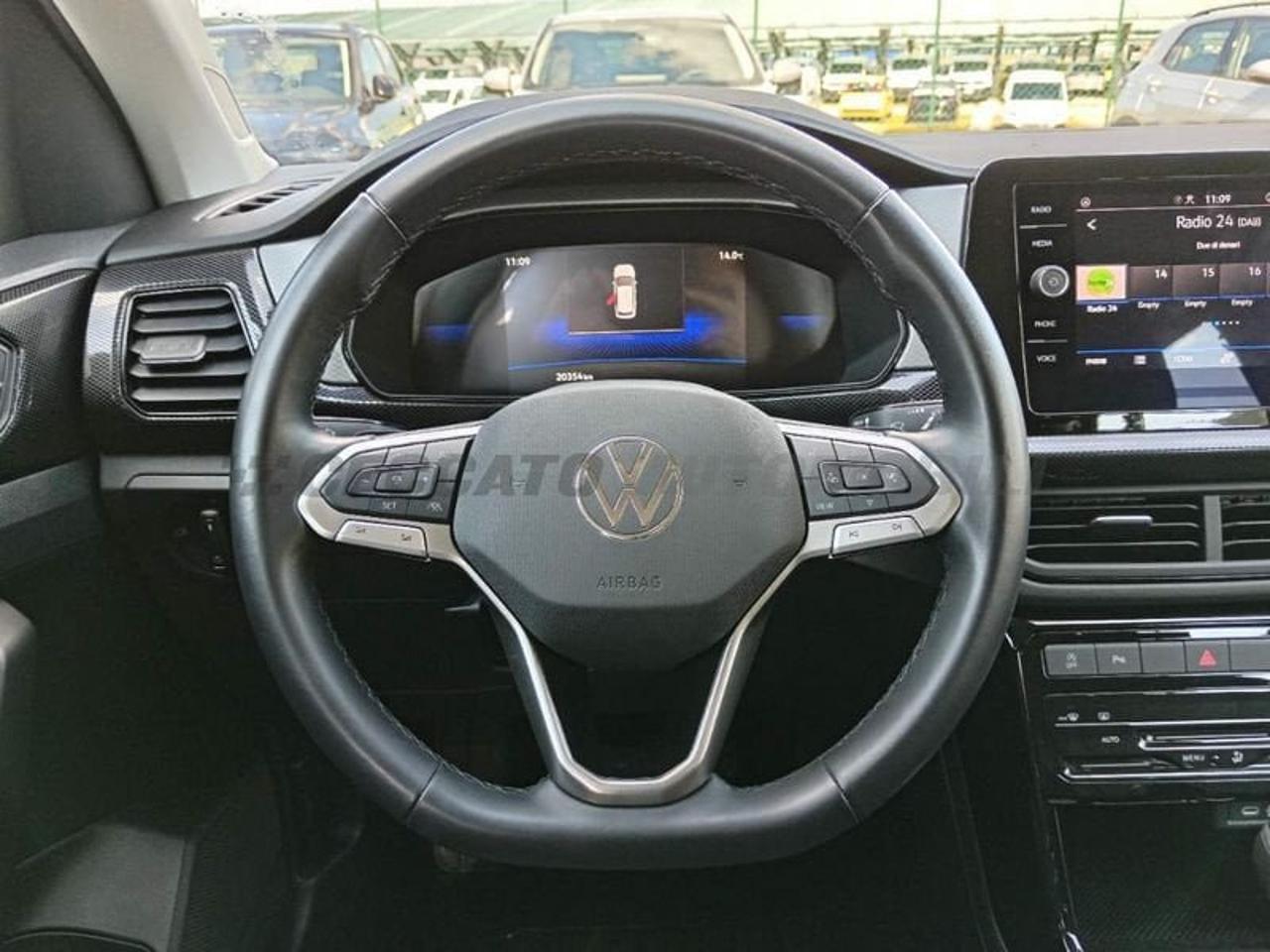 Volkswagen Volkswagen T-Cross usata 13