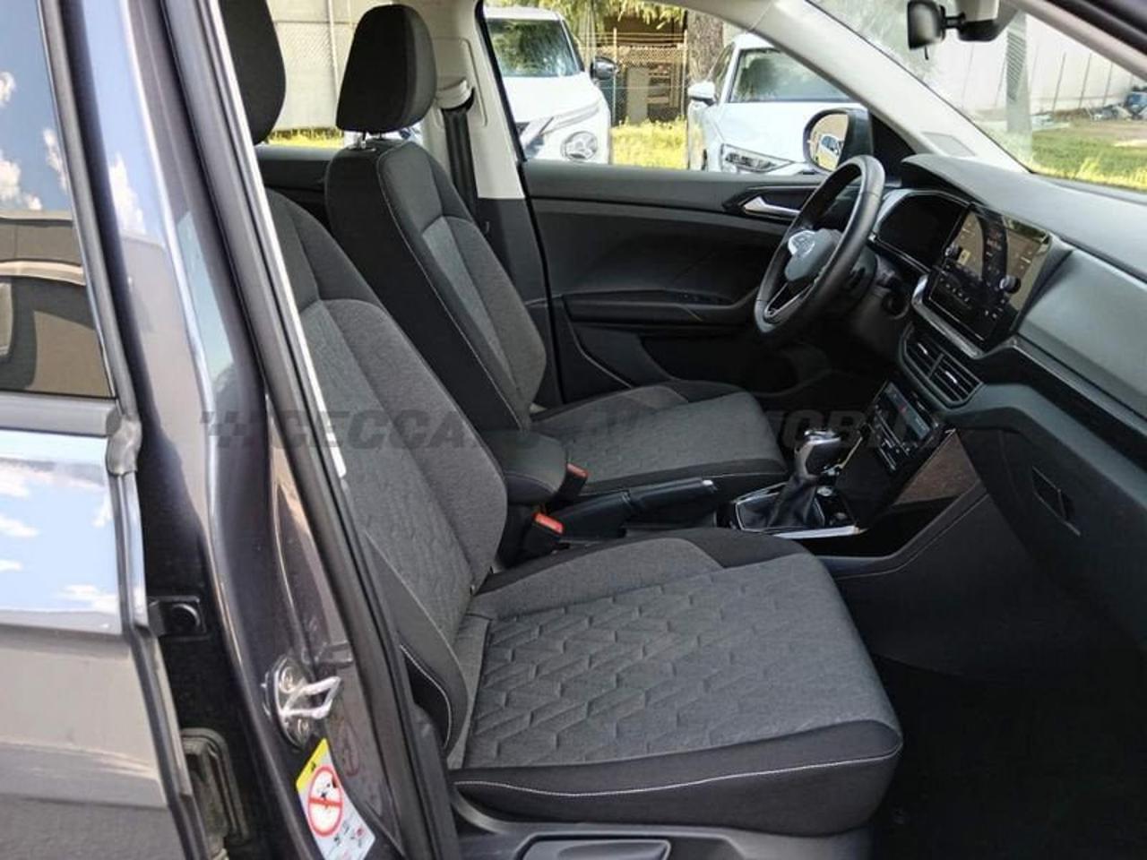 Volkswagen Volkswagen T-Cross usata 17