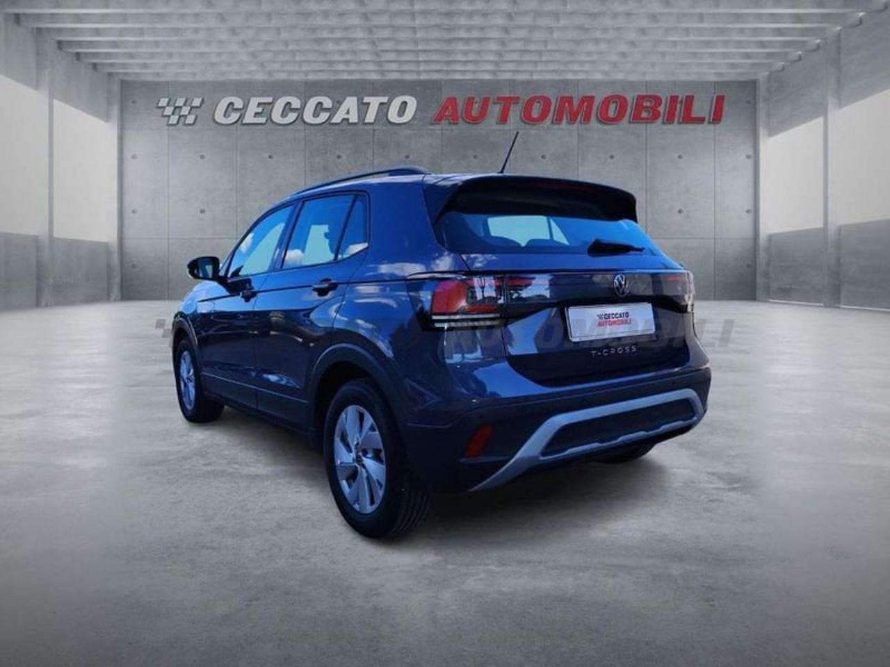 Volkswagen Volkswagen T-Cross usata 18