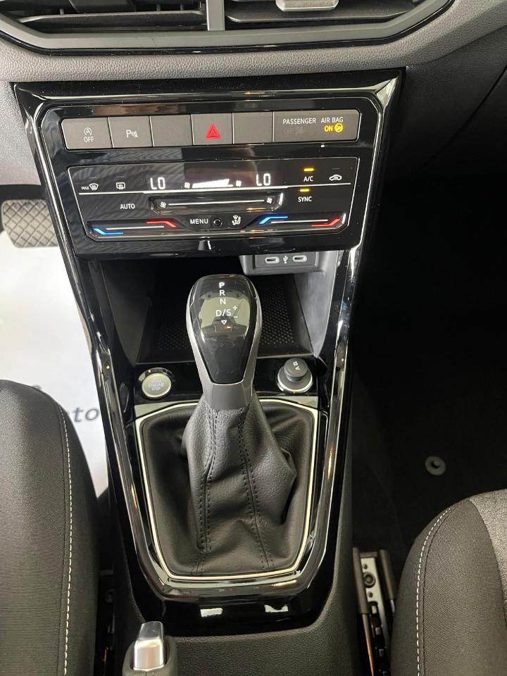 Volkswagen Volkswagen T-Cross usata, con cerchi in lega