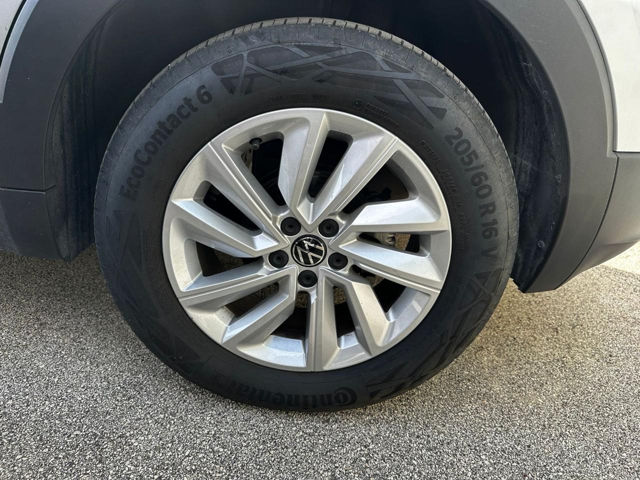 Volkswagen Volkswagen T-Cross usata 15
