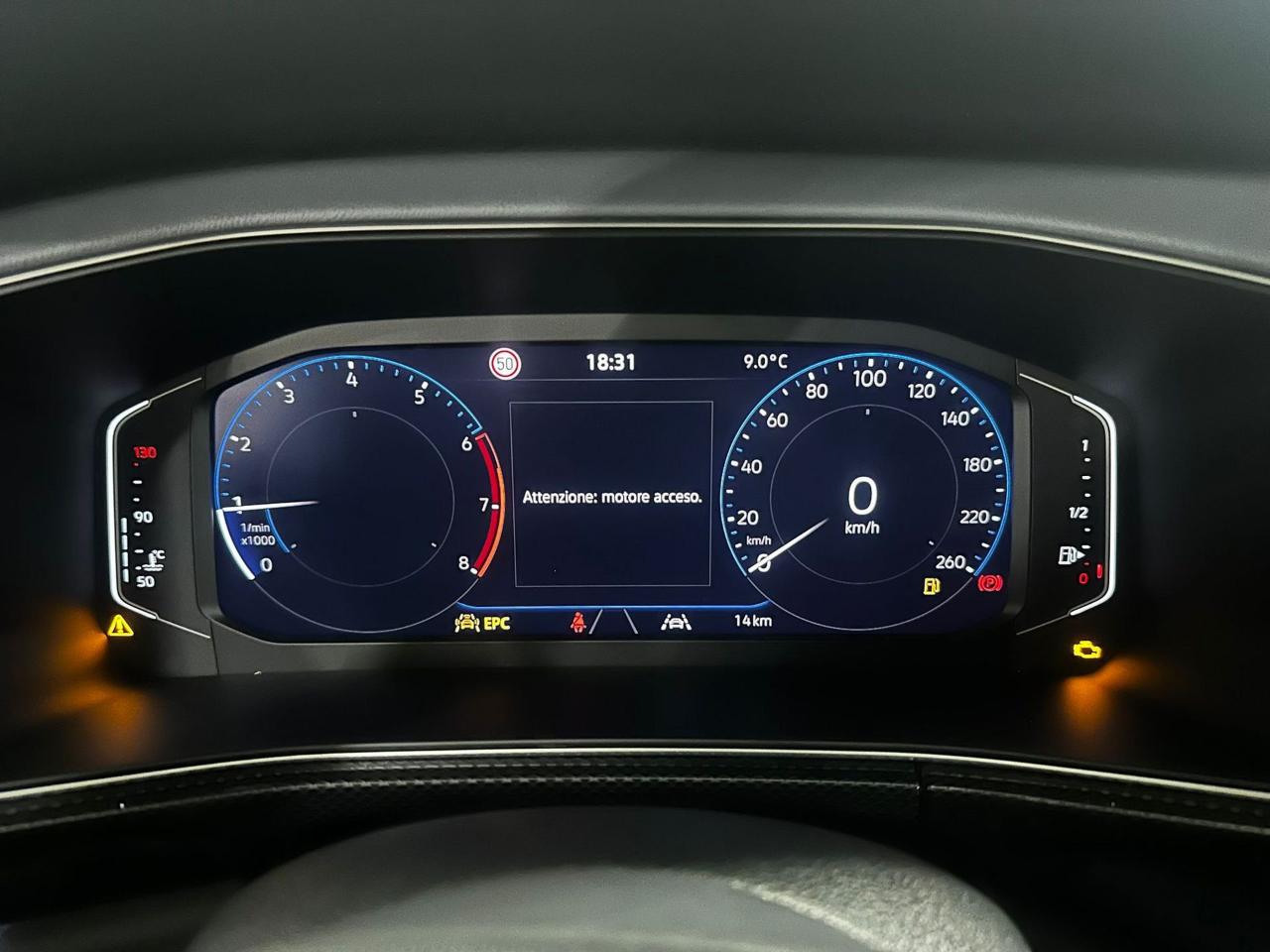 Volkswagen Volkswagen T-Cross usata, con alzacristalli elettrici