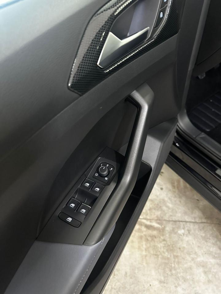 Volkswagen Volkswagen T-Cross usata, con navigatore