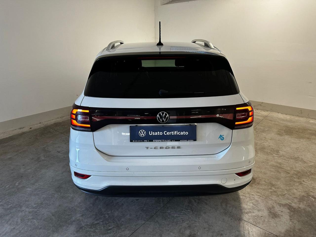 Volkswagen Volkswagen T-Cross usata 12