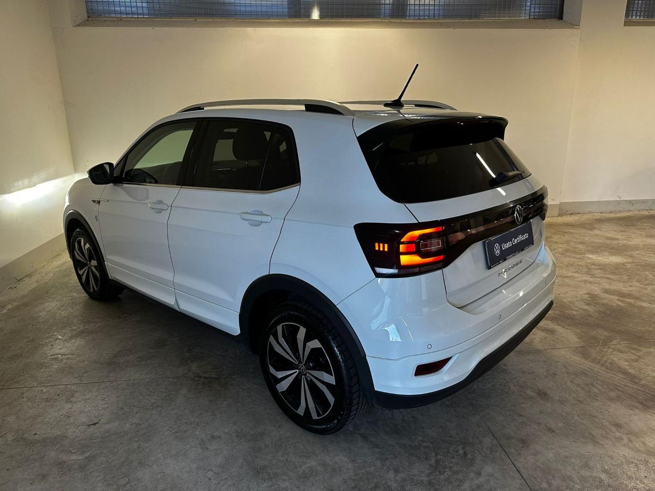 Volkswagen Volkswagen T-Cross usata 14