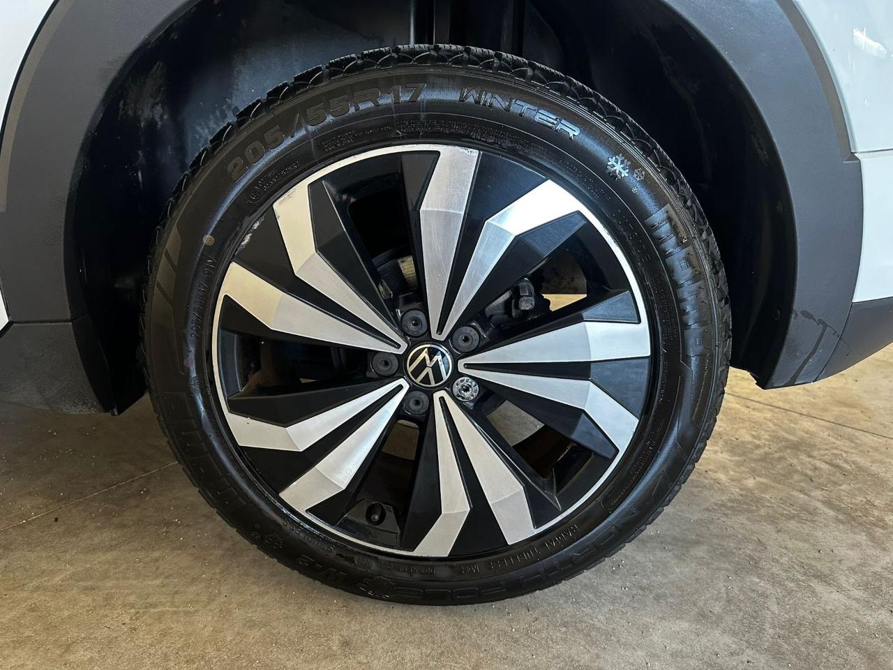 Volkswagen Volkswagen T-Cross usata 17