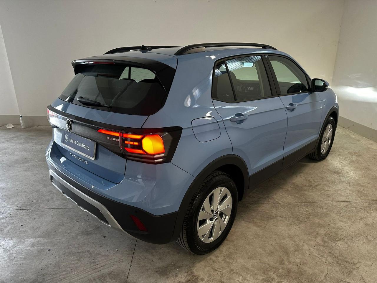 Volkswagen Volkswagen T-Cross usata 13