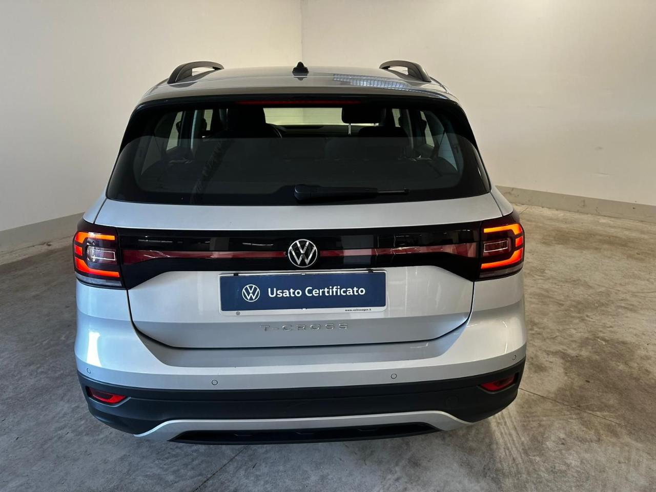 Volkswagen Volkswagen T-Cross usata 12
