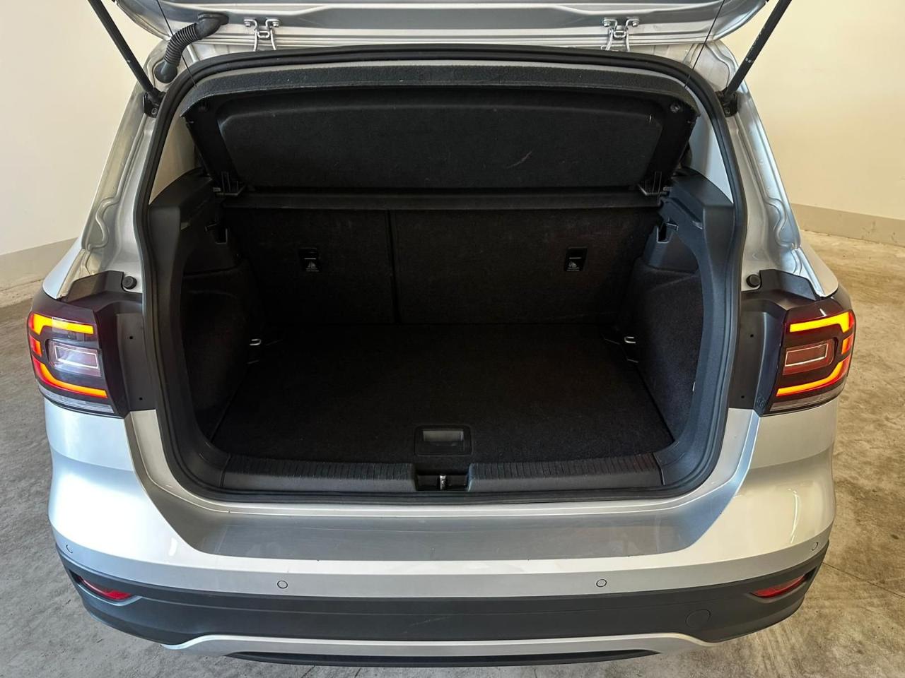 Volkswagen Volkswagen T-Cross usata 14