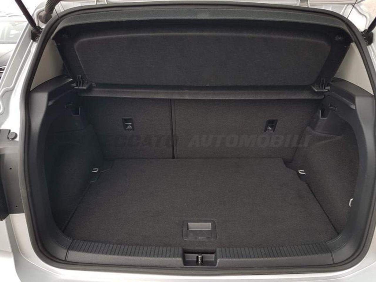 Volkswagen Volkswagen T-Cross usata, con navigatore