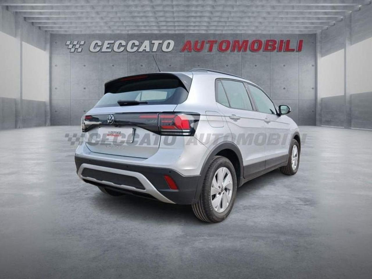 Volkswagen Volkswagen T-Cross usata 8