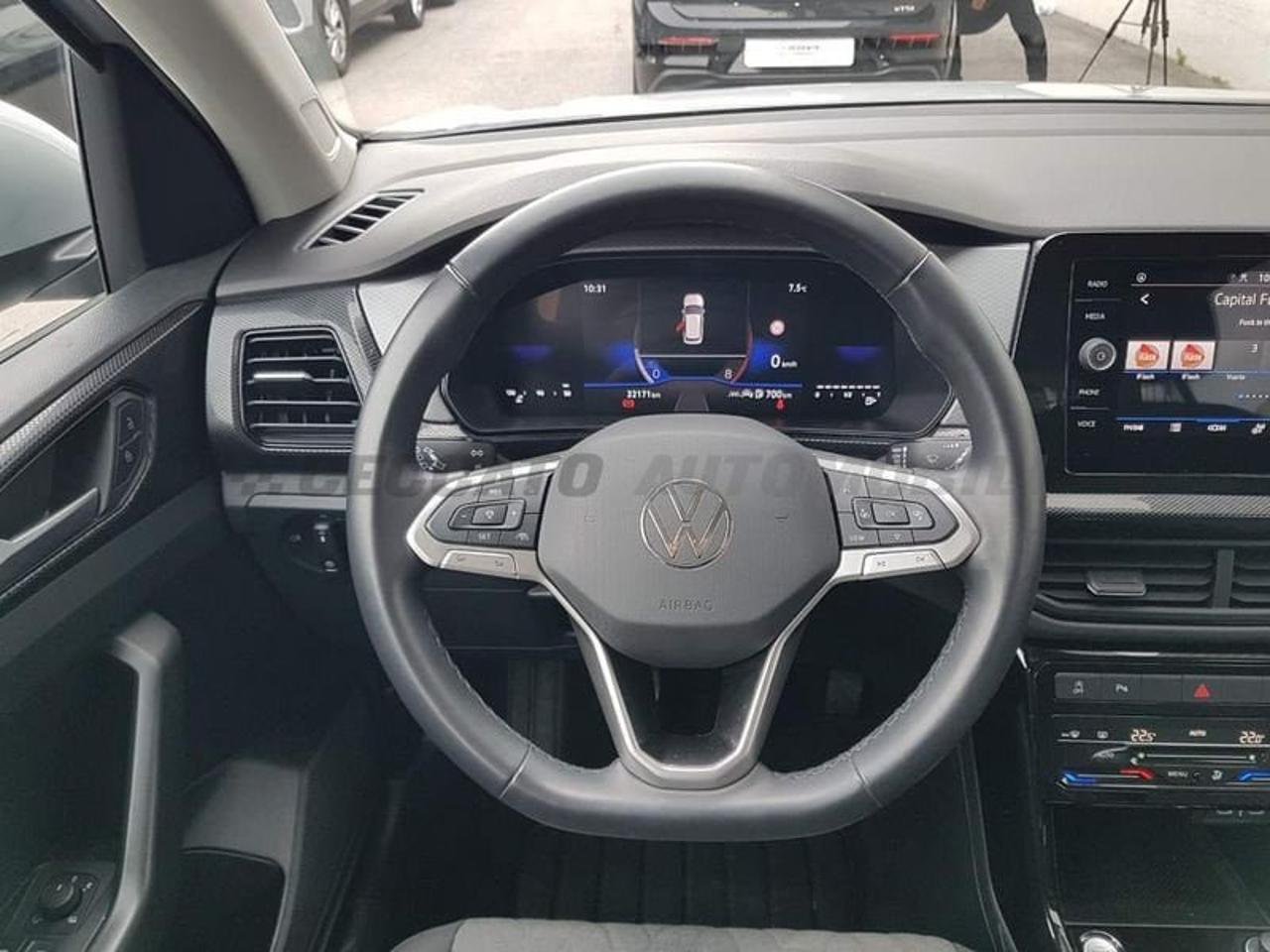 Volkswagen Volkswagen T-Cross usata 13