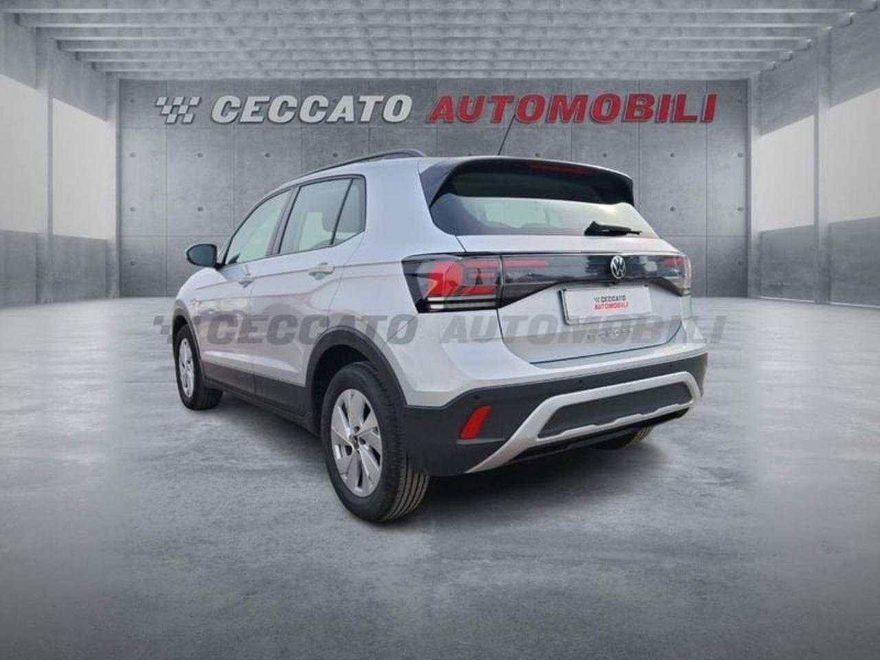 Volkswagen Volkswagen T-Cross usata 18
