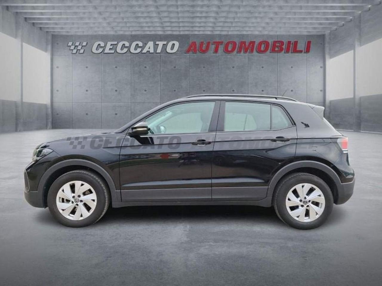 Volkswagen Volkswagen T-Cross usata 11