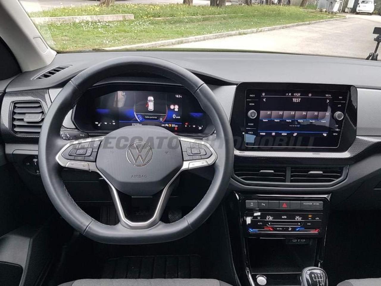 Volkswagen Volkswagen T-Cross usata 23